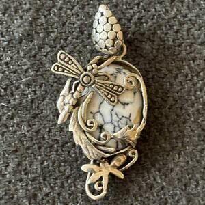 VTG Artisan Crafted Howlite Dragonfly Sterling Silver Pendant  Stamped 925
